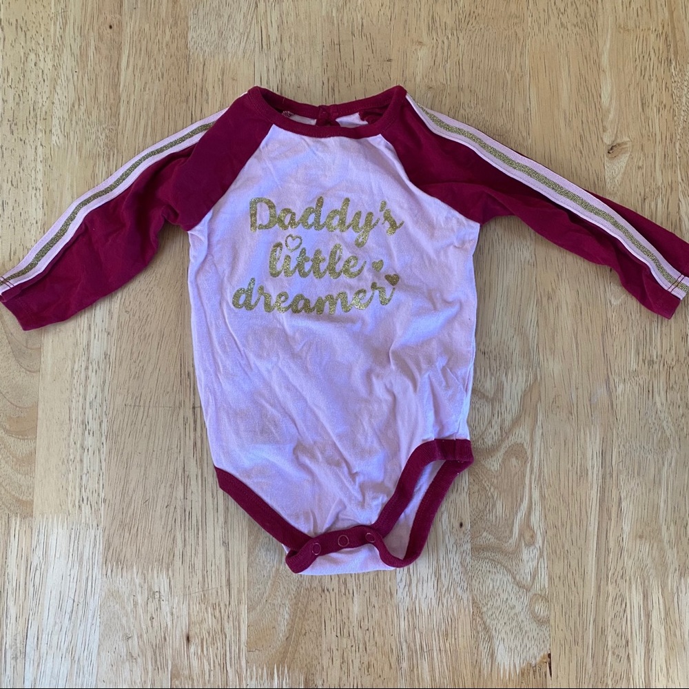 Daddy’s Little Dreamer Glitter Long Sleeve Onesie